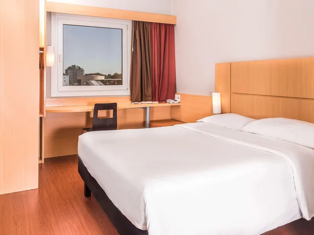 غرفة بسرير مزدوج، Ibis Asuncion 6/10