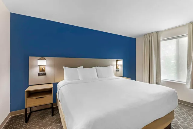 Upgrade, Efficiency, Suite, King and Queen Bed، Comfort Inn & Suites Glenwood Springs On The River 2/4