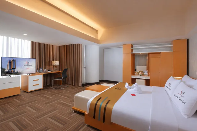 جناح بريميير بسرير كينج، Merlynn Park Hotel 1/4
