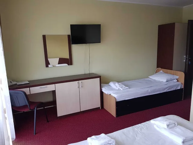 غرفة قياسية بسريرين منفصلين، Hotel Iri 8/10