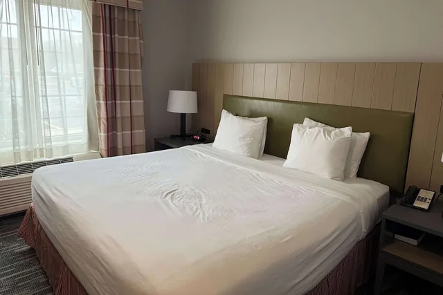 جناح بسرير كينج، Country Inn & Suites By Radisson Elgin, IL 1/3