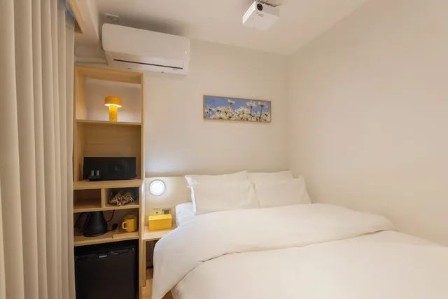 Namsan, Standard, Double Bed, with View, Myeongdong Guesthouse Como 2/4