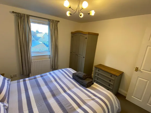 Basic, Apartment, River View, Private Bathroom, Marina Floor، Whitehouse Guest House 2/4