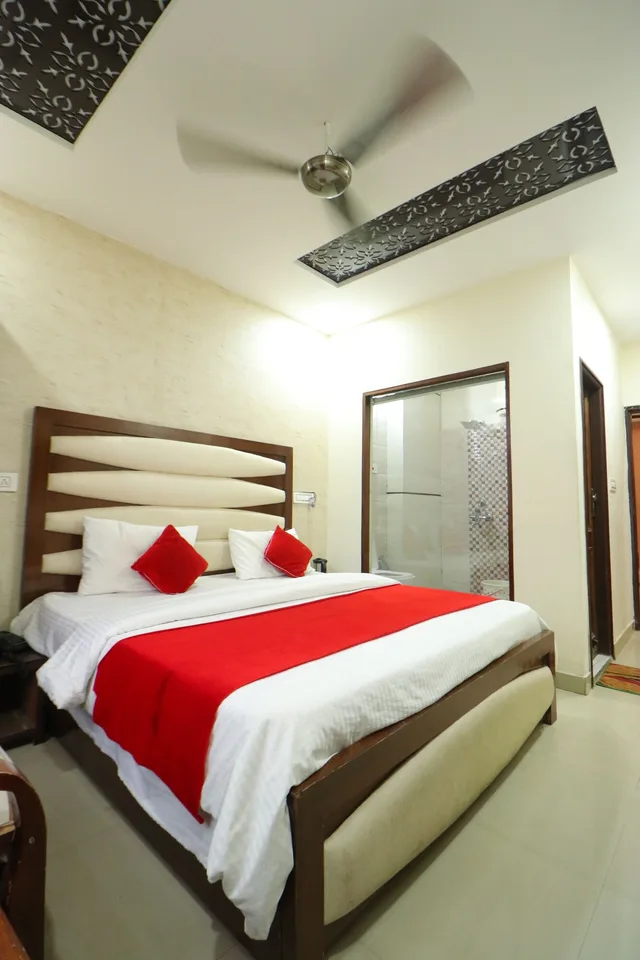 غرفة ديلوكس بسرير مزدوج، Hotel Eurasia Mohali Airport 4/5
