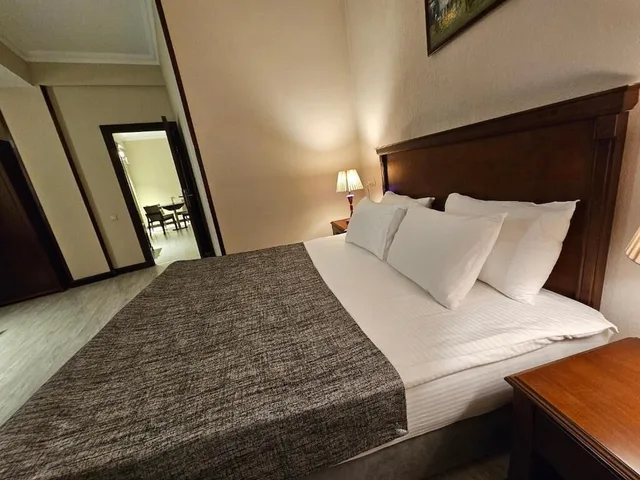Basic, Apartment, King Bed, Sea View, Sofa, Balcony, The Crown Hotel 8/10