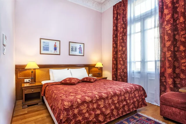 غرفة قياسية بسرير مزدوج، Minerva Premier Hotel 1/6