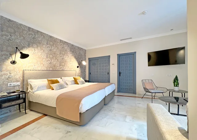Room, Triple, Itaca Sevilla 1/3