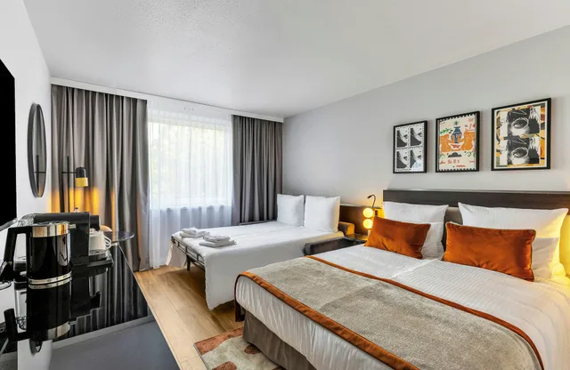 Family, Quadruple, Leonardo Hotel Hannover Medical Park 4/10
