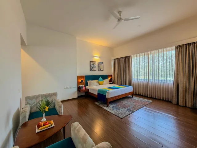 غرفة سوبيريور بسرير كوين، Spree Resort at Century Wintersun 2/2