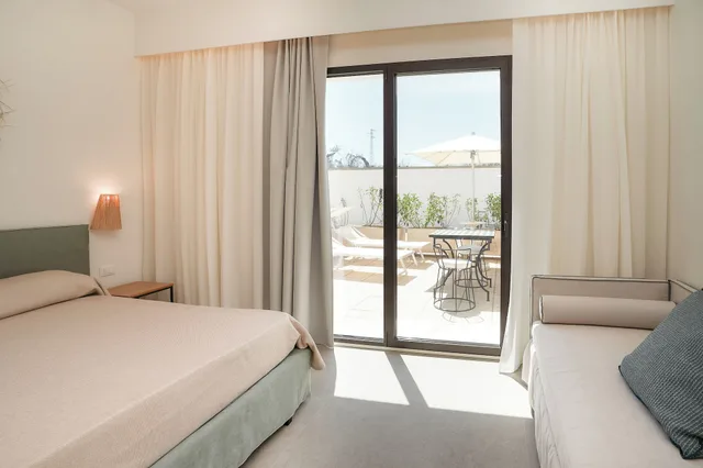 Junior, Queen Bed, Sofa, Corte Dei Melograni Hotel Resort 4/8