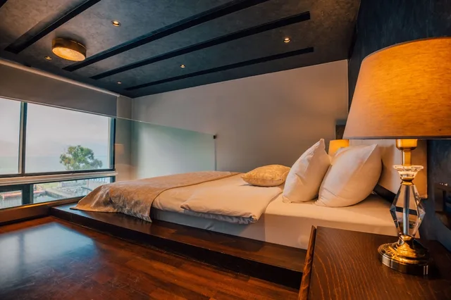 لوفت بسرير كوين، Del Lago Luxury Hotel By Saracoglu 1/3