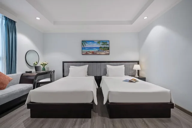 غرفة ديلوكس بسرير كينج، BlueSun Danang Beach Hotel 6/10