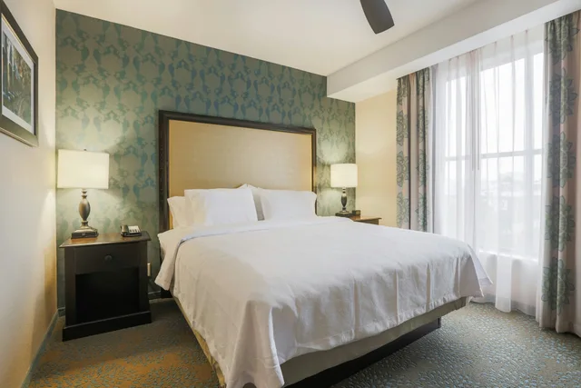 جناح استوديو بريميوم بسرير كينج، HOMEWOOD SUITES BY HILTON CHARLESTON HISTORIC DISTRICT 1/2