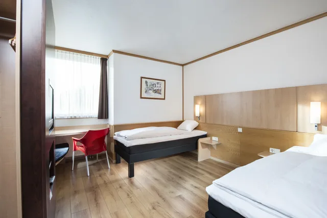 غرفة قياسية بسريرين منفصلين، Ibis Hotel Eisenach 7/10