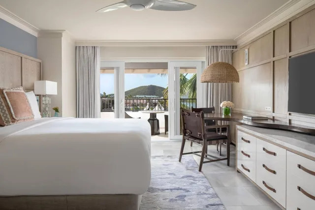 Guest Room, King Bed, Resort View, Balcony, Club Floor، Ritz Carlton St Thomas 1/4