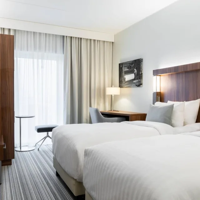 غرفة قياسية بسريرين منفصلين، Courtyard By Marriott Tampere City 1/5