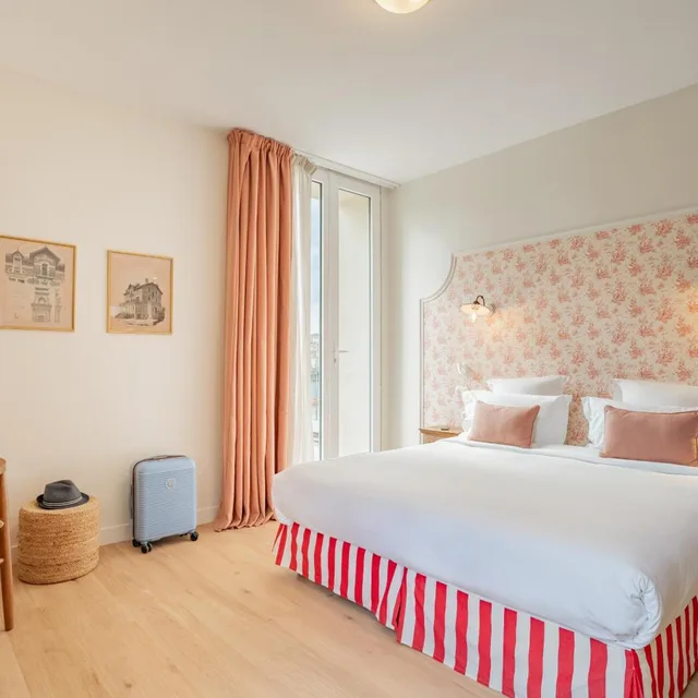 Room, Villa Camille Hotel & Spa 1/3