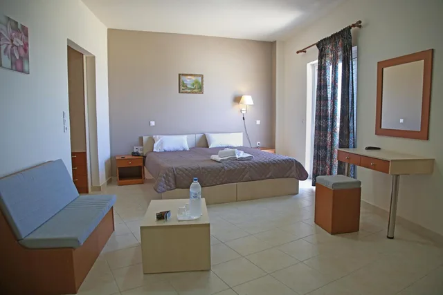 استوديو بإطلالة على البحر، Sea Breeze Hotel 2/6
