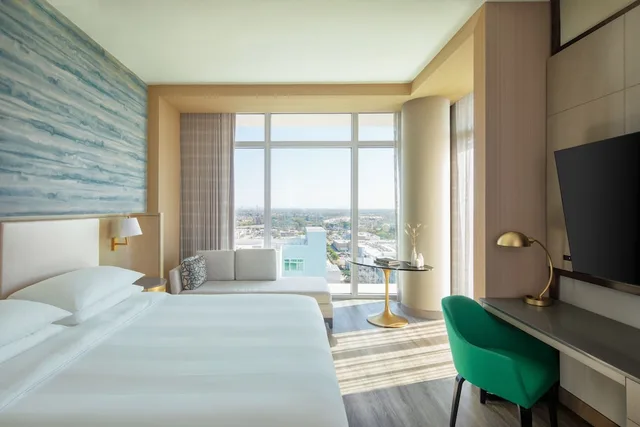 Promenade, Premium, King Bed, Corner، Marriott Fort Lauderdale Airport 2/10