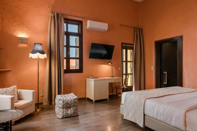 غرفة سوبيريور بسرير مزدوج بشرفة، Alcanea Boutique Hotel 4/10