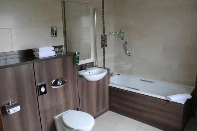 غرفة قياسية بسرير كينج، Westville Hotel 2/2