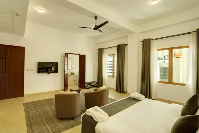 غرفة بريميوم ثلاثية بإطلالة على المدينة، Morven Hotel Colombo 1/2
