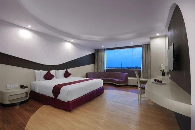 غرفة جونيور تنفيذية مزدوجة، Aston Cirebon Hotel and Convention Center 1/5