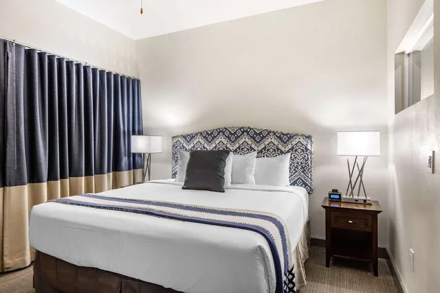 جناح بسرير كينج وسرير كوين، Bluegreen Vacations Big Bear Village, an Ascend Collection Resort 1/6