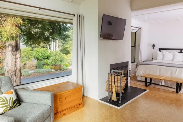 Junior Suite, Lodge, King Bed، Glendeven Inn 3/5