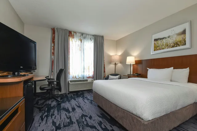 غرفة بسرير كينج، Fairfield Inn by Marriott Columbia Northwest/Harbison 1/3