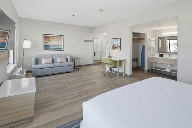جناح استوديو بسرير كينج مع أريكة، Hampton Inn & Suites Pharr, TX 4/10