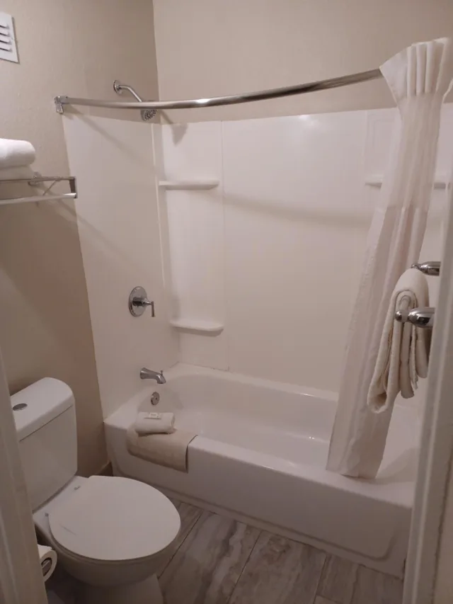 غرفة ديلوكس عائلية بسريرين كوين، Grand Hotel Orlando At Universal Blvd 3/5