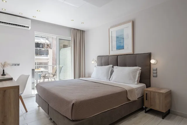 Family Suite, King Bed, 2 Bunk Beds, Balcony, Piraeus City Hotel 1/1