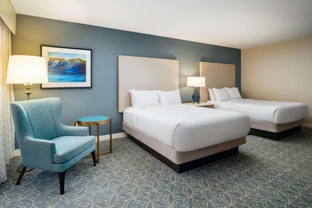 Cabana Pool, Walkout, 2 Queen Beds, Accessible, Hilton Santa Barbara Beachfront Resort 2/2