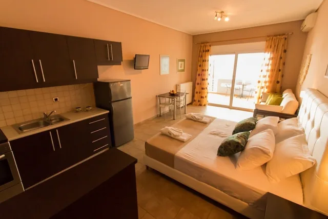 Evia Dream، Volos 15/31