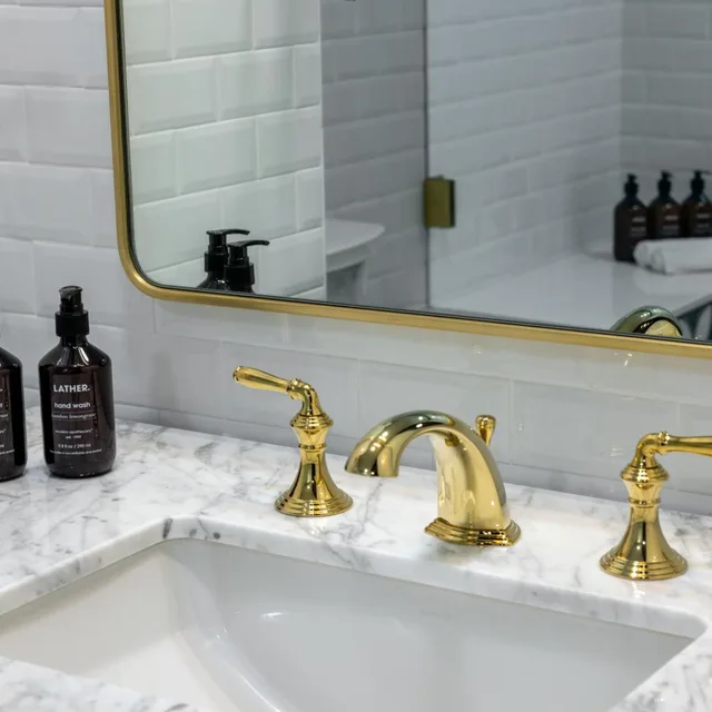 غرفة سوبيريور بسريرين مزدوجين بشرفة، Whisky Hotel 2/3