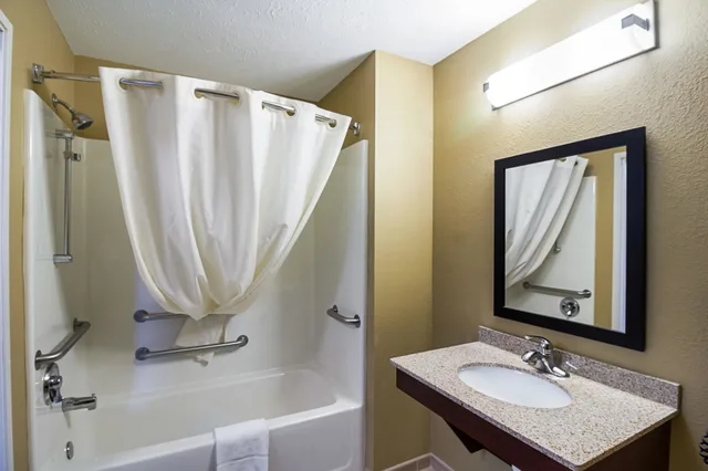 Suite, King Bed, Sofa, Accessible, MainStay Suites Fargo - I-94 Medical Center 5/6
