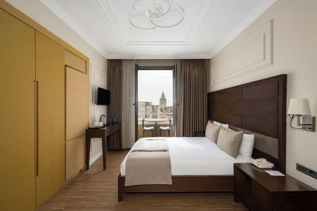 غرفة سوبيريور بإطلالة على البحر، Tunel Residence Hotel 1/7