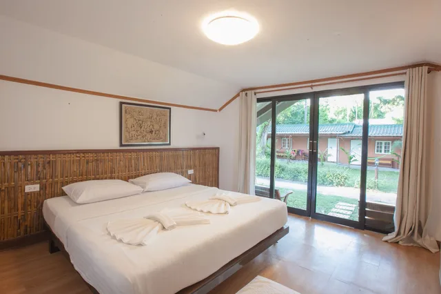 Sea Breeze, Double Bed، Salisa Resort 1/10
