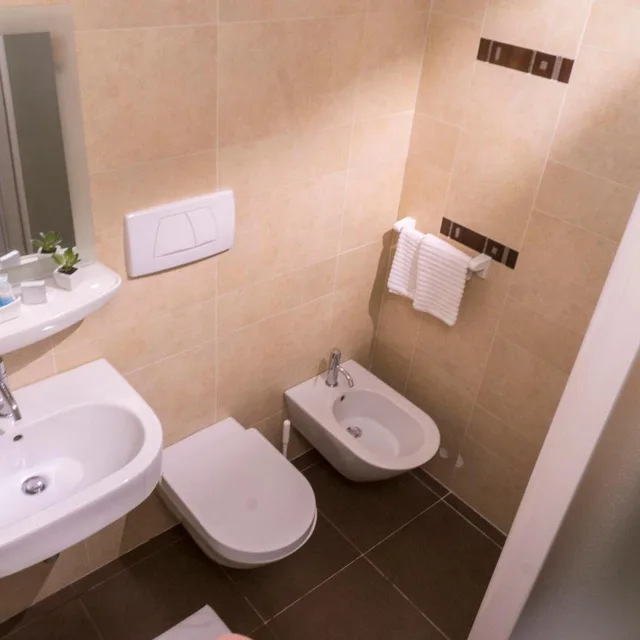 غرفة رباعية، Hotel Scialara 3/3