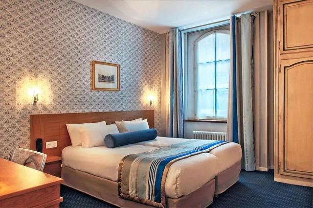 استوديو بسريرين منفصلين بمطبخ صغير، Hotel Romance Malesherbes By Patrick Hayat Formerly Romance Malesherbes 2/10