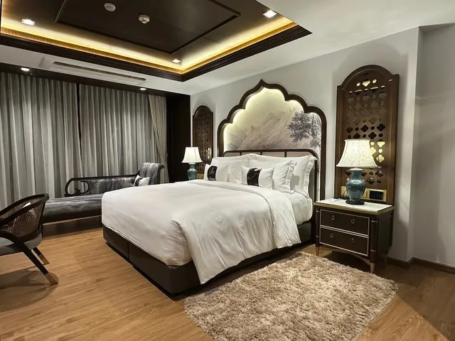 غرفة غراند ديلوكس بسرير كينج، CHINO at Nimman Luxury Boutique Hotel 1/3