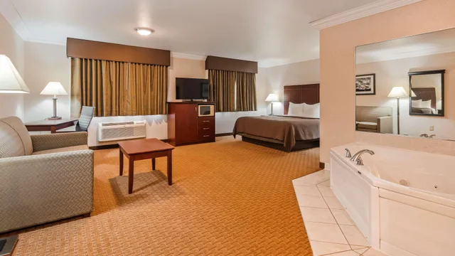 جناح بسرير كينج، Best Western Wittenberg Inn 3/9