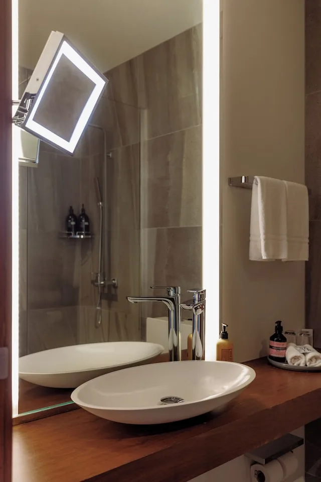 Standard, King Bed, Ocean View, Umi Hotel 6/6