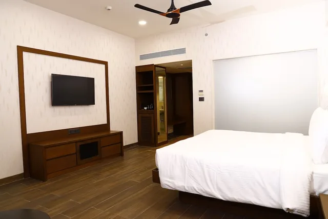 غرفة ديلوكس بسرير كوين بإطلالة على المسبح، Devka Beach Resort 5/9