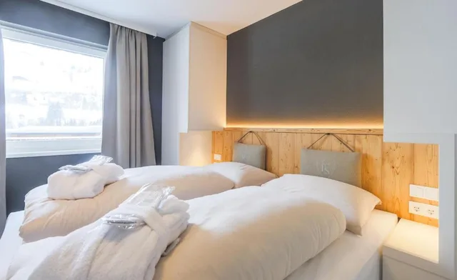 1 Bedroom, Suite, Mountain View, Sauna، Avenida Panorama Suites Kaprun 1/10