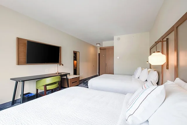غرفة بسريرين كوين لذوي الإعاقة، Fairfield Inn & Suites By Marriott Duluth Waterfront 2/3
