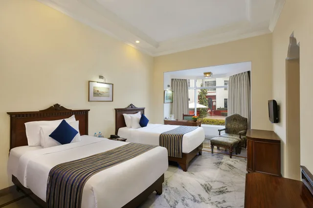 غرفة سوبيريور بسريرين منفصلين، Ramada by Wyndham Khajuraho 2/8
