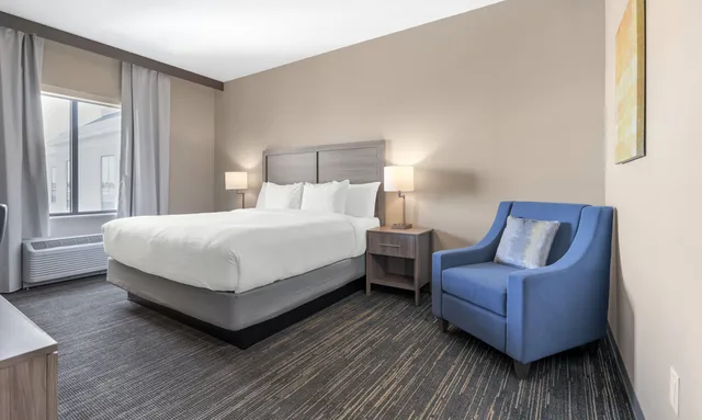 Classic, with View, Pestana Orlando Suites Lake Buena Vista 1/3