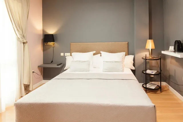 غرفة بسريرين منفصلين بشرفة، Villa Lorena Malaga 10/10